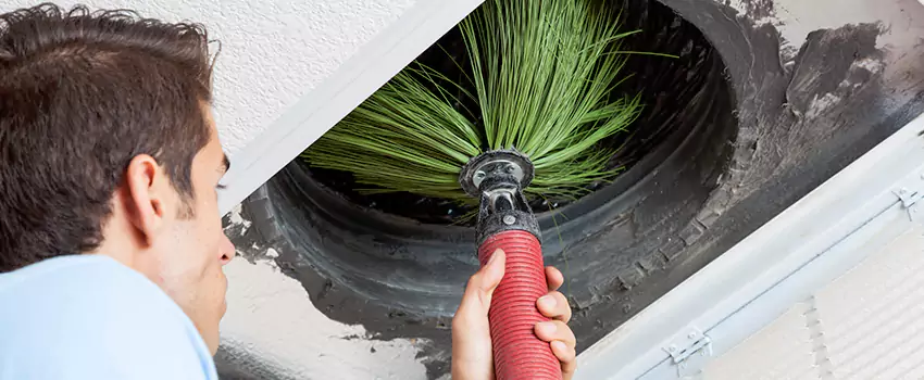 Clogged Air Duct Cleaning Process in Noranda, QC